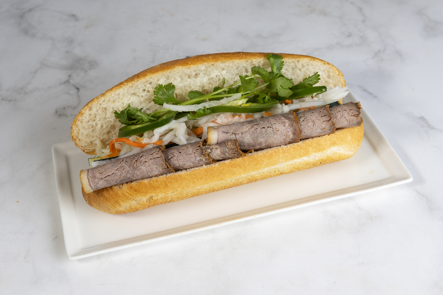 Beef brisket bánh mì