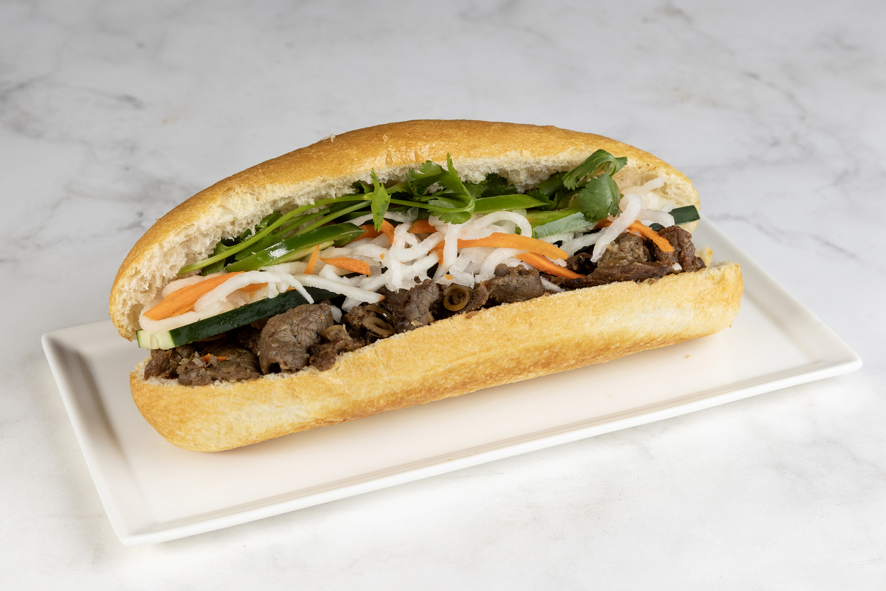 Lemongrass beef bánh mì